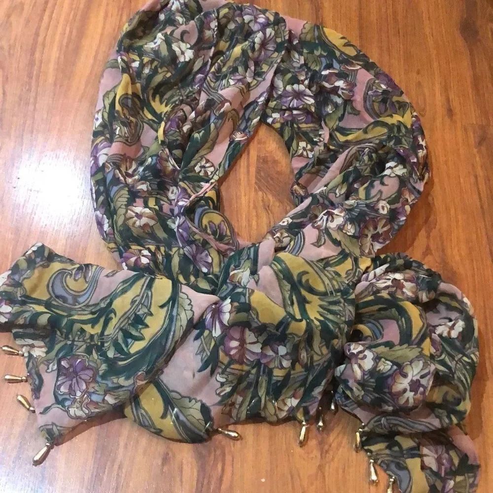 Museum of fine art Boston hundred percent silk scarf, mauve, floral pattern